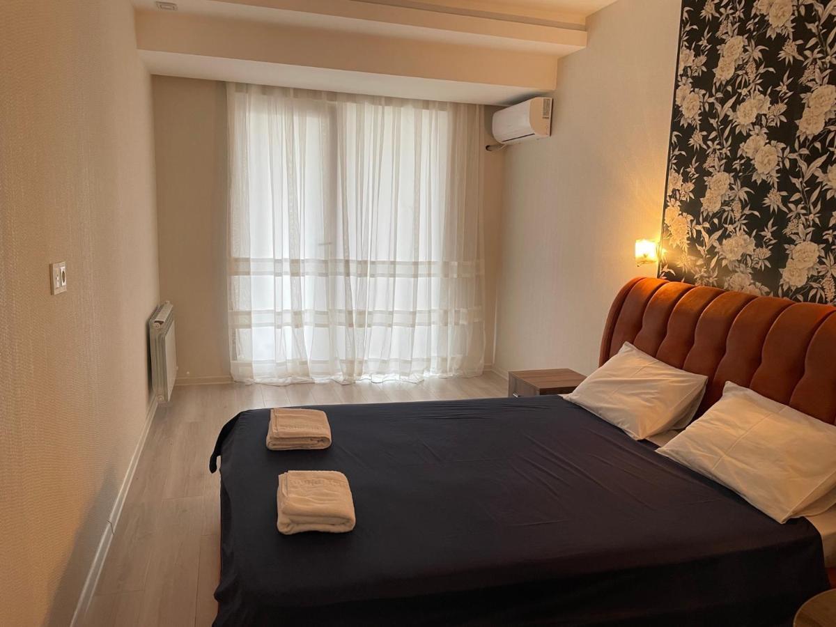 Appartamento Park Azure Luxury Baky Esterno foto