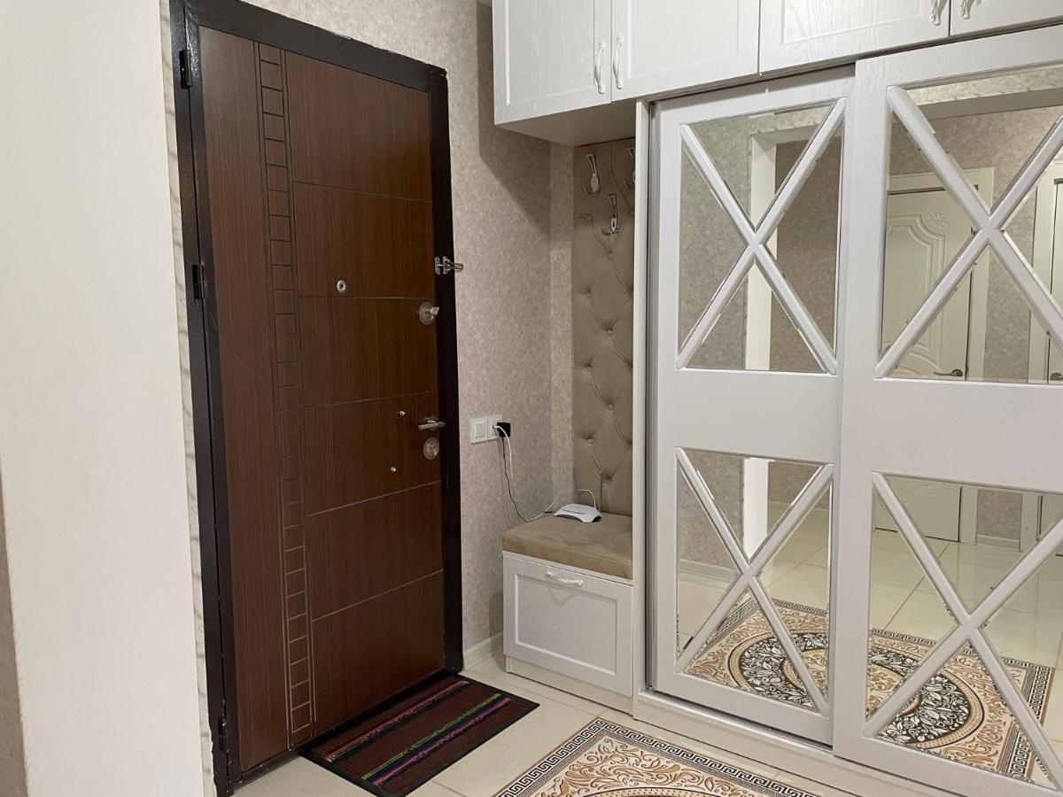 Appartamento Park Azure Luxury Baky Esterno foto